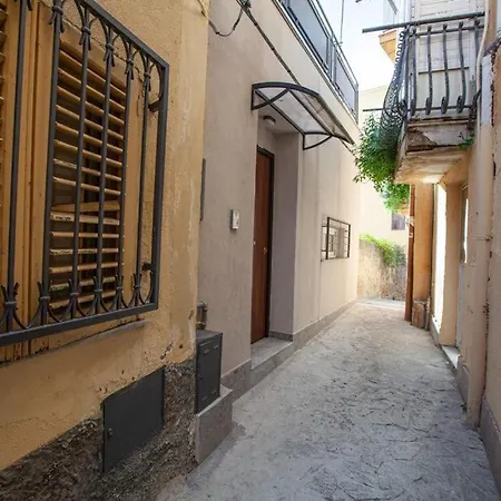 Goethe Dependance * アグリジェント